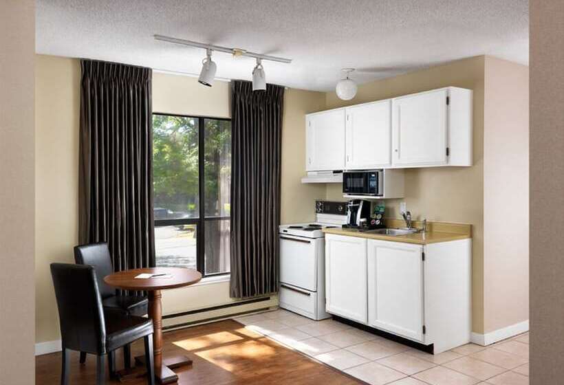 标准间, Huntingdon Hotel And Suites