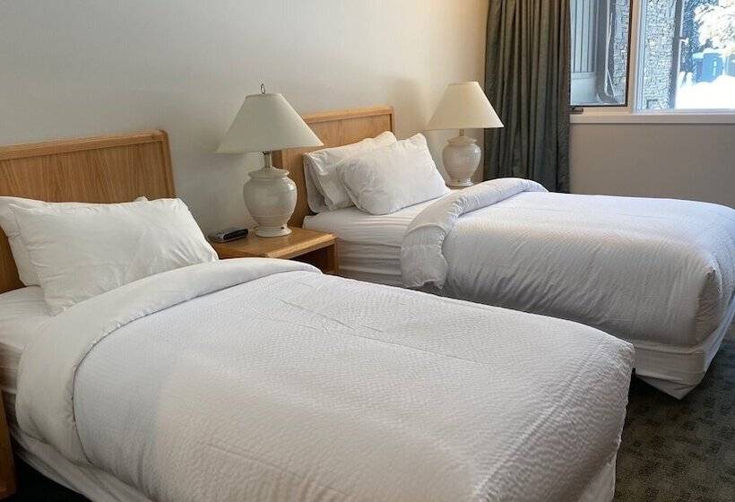 غرفة قياسية, Mountaineer Lodge