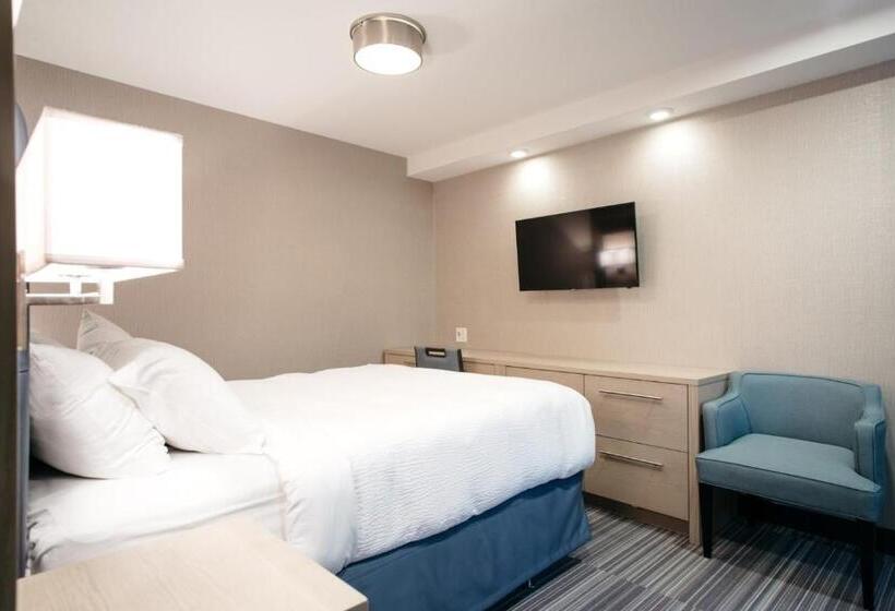 جناح ديلوكس, Mountaineer Lodge