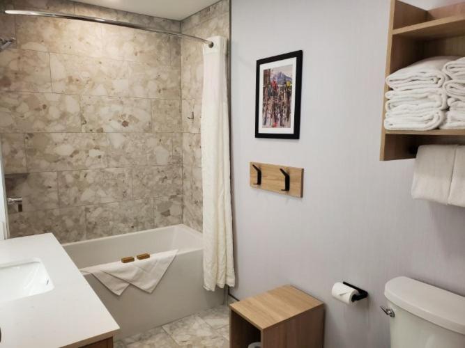 غرفة ديلوكس عائلية, Mountaineer Lodge