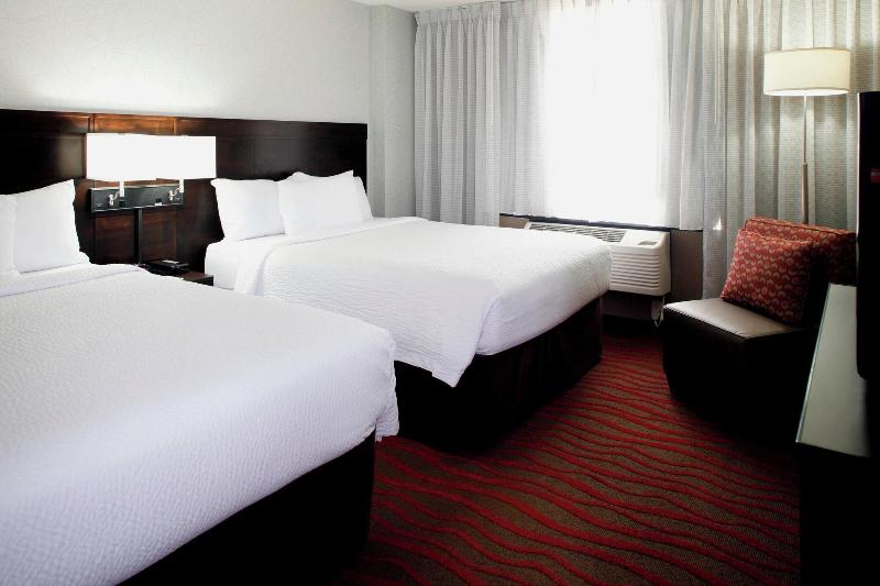 デラックスルーム, Radisson Blu Vancouver Airport