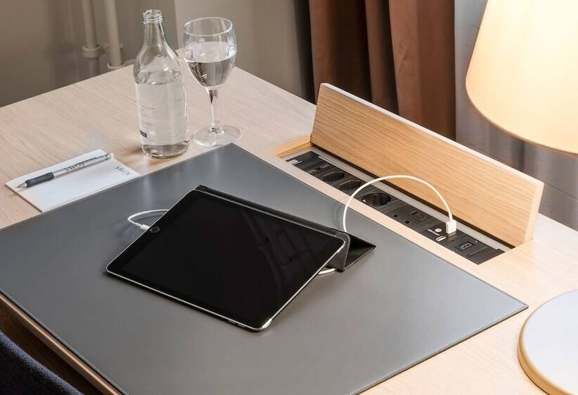 חדר סטנדרט, Savoy