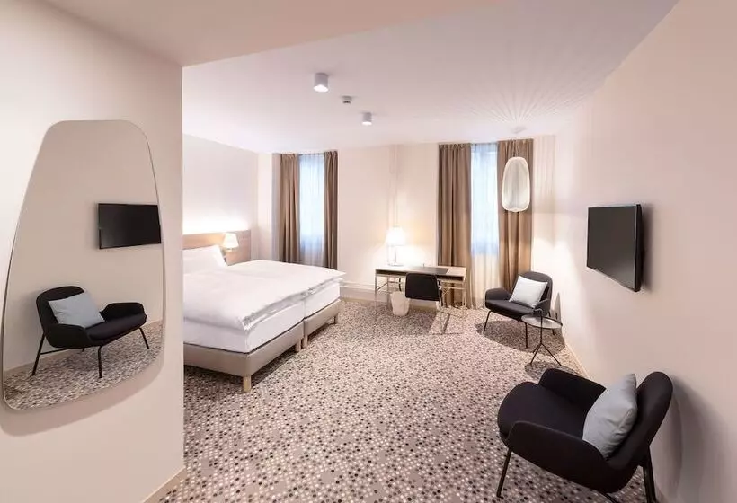 Chambre Supérieure, Savoy