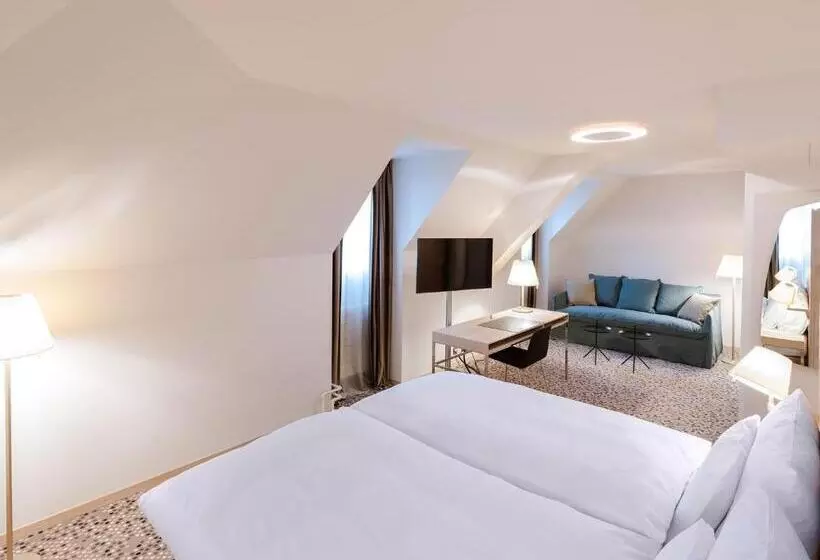 Chambre Supérieure, Savoy
