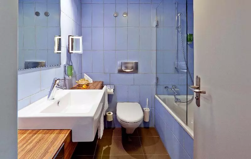 اتاق استاندارد سه نفره, Sorell Hotel Ador