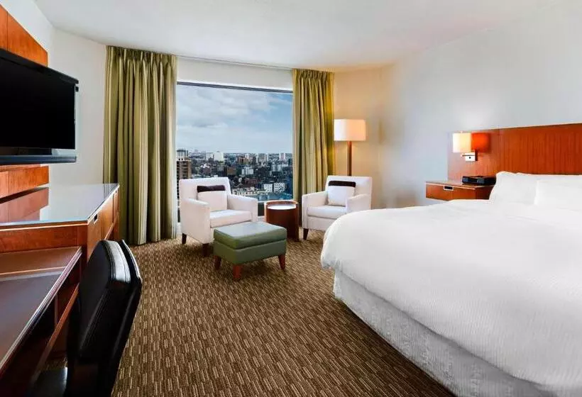 キングサイズベッドのクラシックルーム, The Westin Ottawa