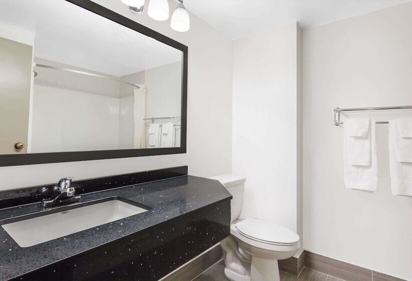 2ダブルベッドのスタンダードルーム, Super 8 By Wyndham Sudbury On