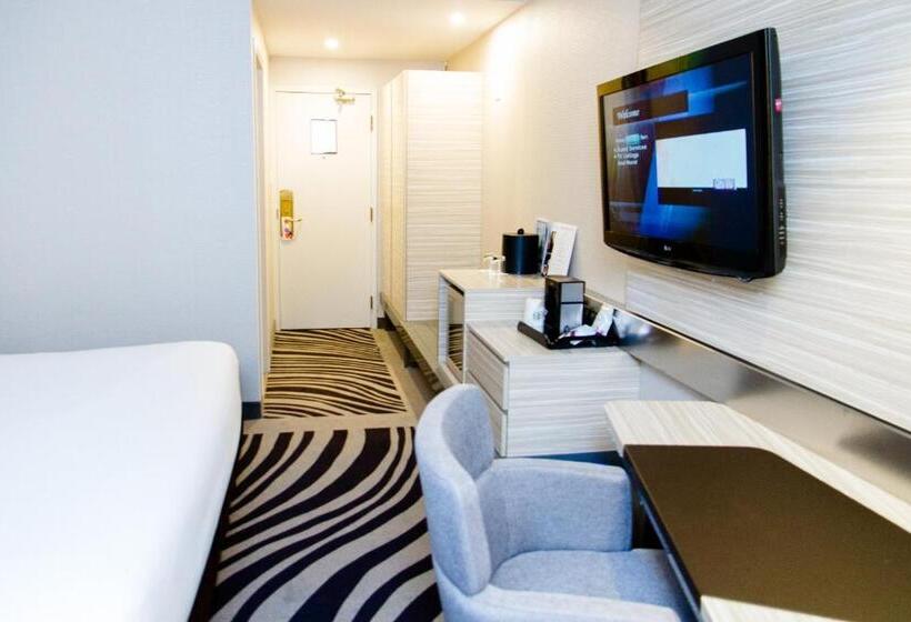 Executive Værelse King Size Seng, Novotel Toronto North York