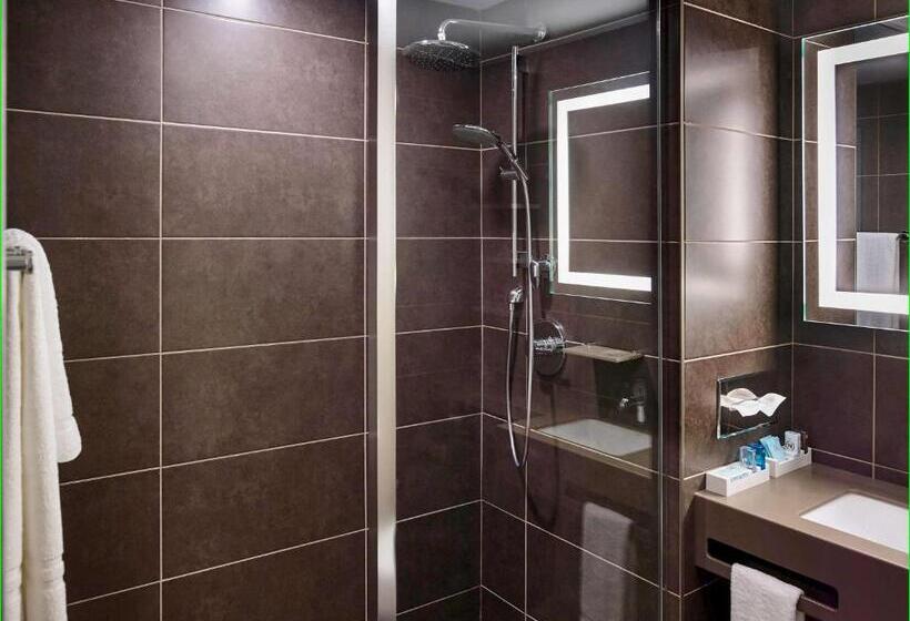Executive Værelse King Size Seng, Novotel Toronto North York