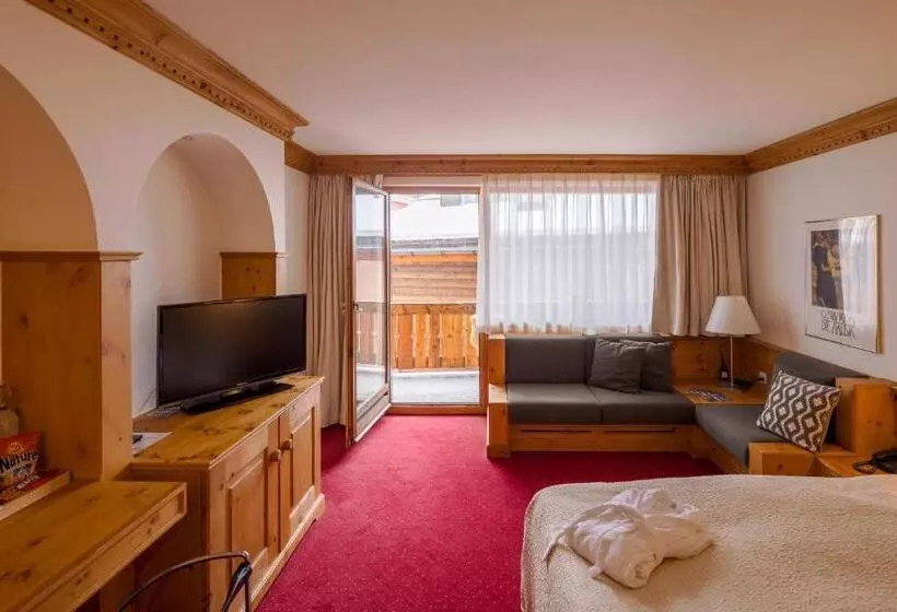 اتاق لوکس با بالکن, Albana Hotel Silvaplana