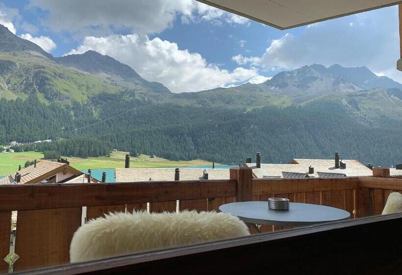 דירה בת חדר שינה 1 עם מרפסת, Albana Hotel Silvaplana