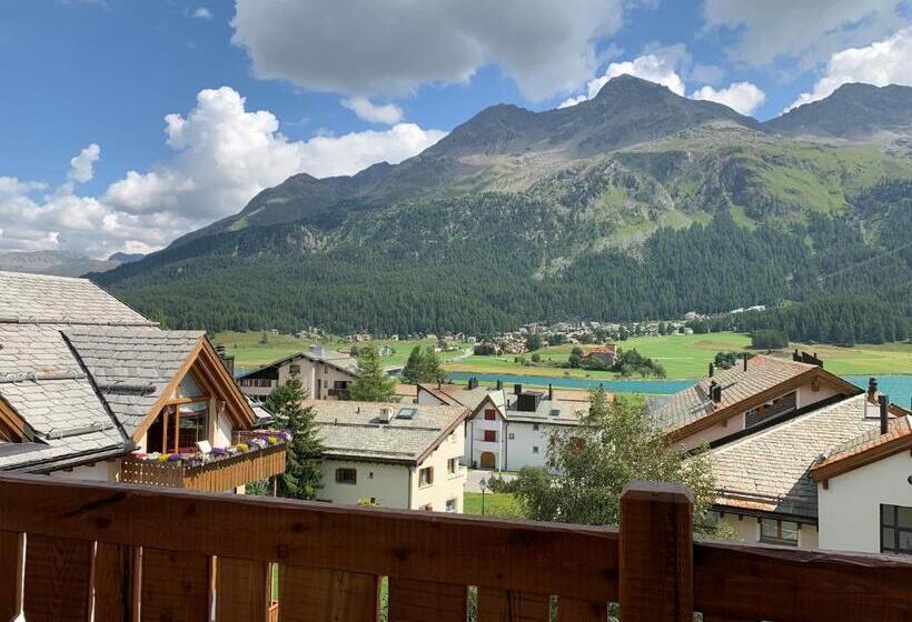 דירה בת חדר שינה 1 עם מרפסת, Albana Hotel Silvaplana