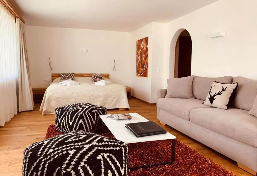 آپارتمان 1 خوابه با بالکن, Albana Hotel Silvaplana