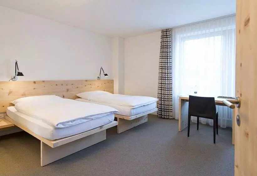 Economy Zimmer, Hauser Hotel St. Moritz