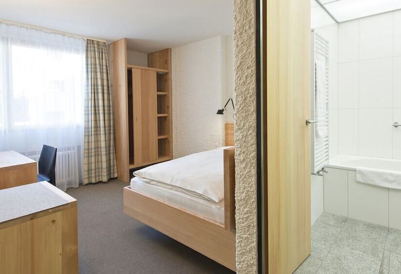 Номер Basic, Hauser Hotel St. Moritz