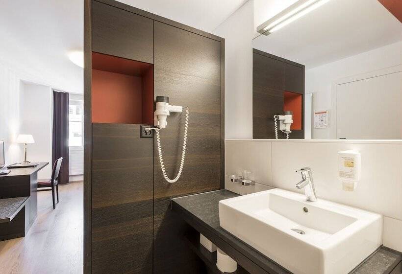 Quarto Superior, Alpina Luzern