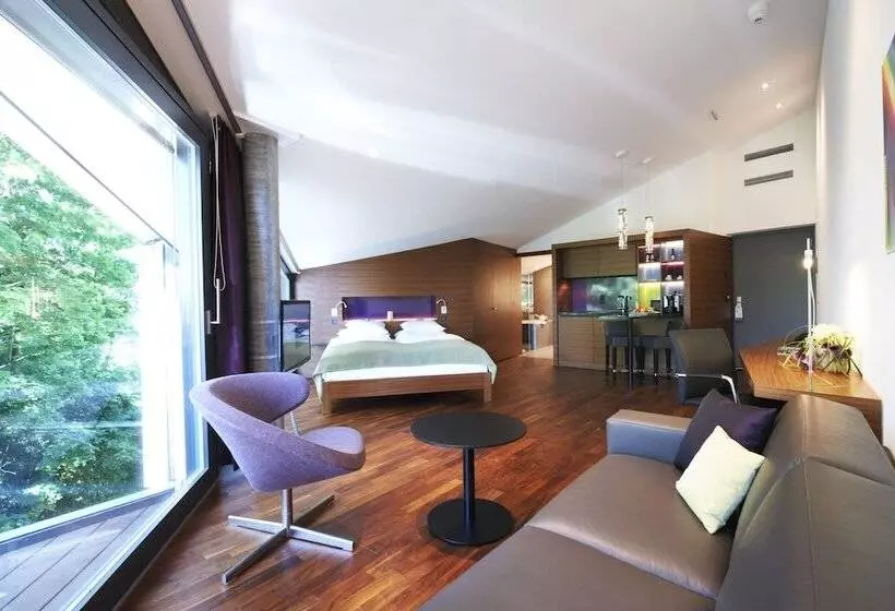 Perhesviitti, Belvoir Lake View & Spa