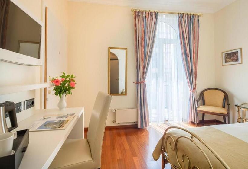 اتاق استاندارد یک تخته با بالکن, Best Western Hotel Bellevue Au Lac