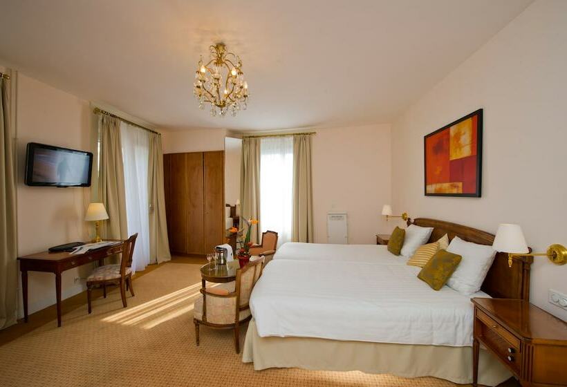 غرفة عائلية, Eden Palace Au Lac