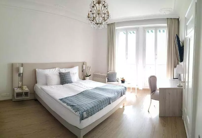 اتاق لوکس با چشمانداز دریاچه, Eden Palace Au Lac