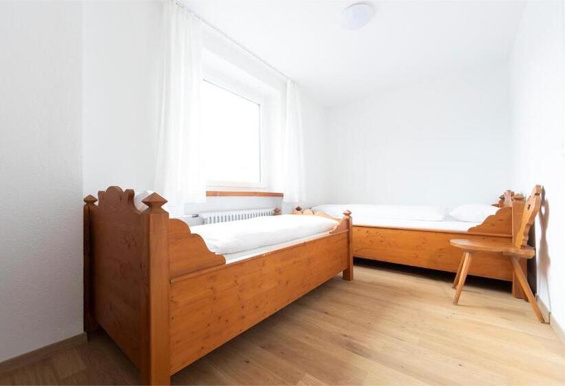 חדר משפחתי, Eden Hotel Und Restaurant