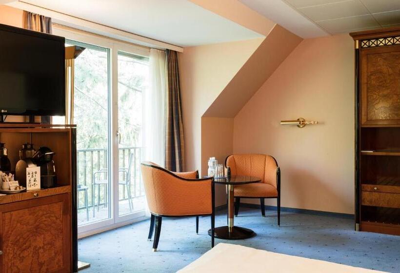 Balkonlu Lüks Oda, Engimatt City & Garden