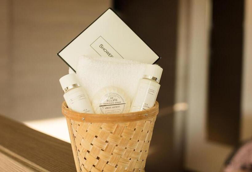 Aile Odası, Engimatt City & Garden