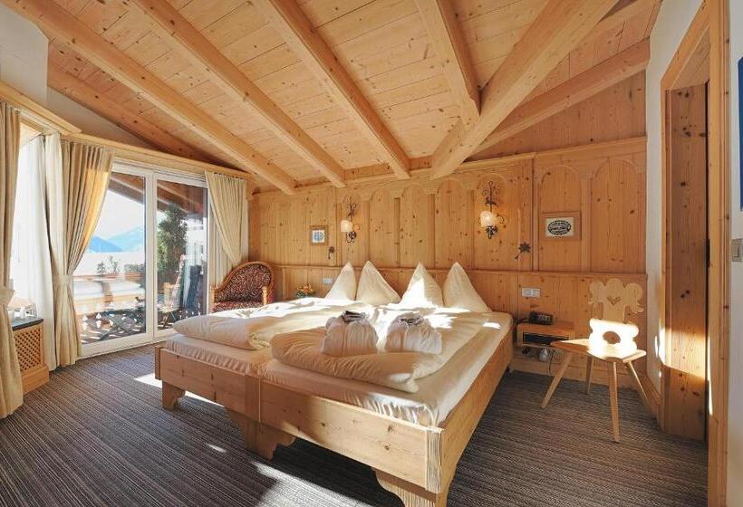 带按摩浴盆的套房, Ermitage Wellness & Spa