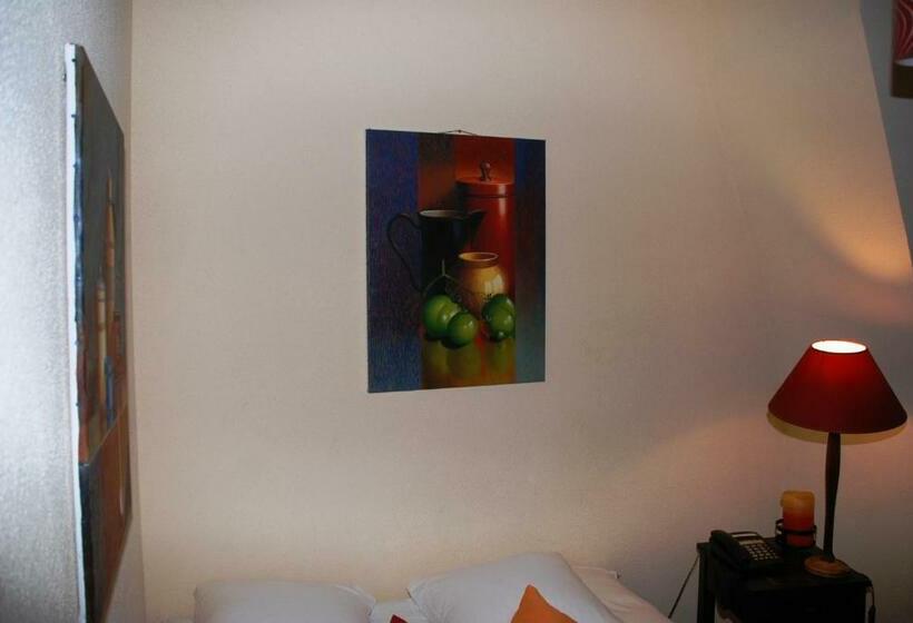 スタンダードシングルルーム, Hostellerie De Genève