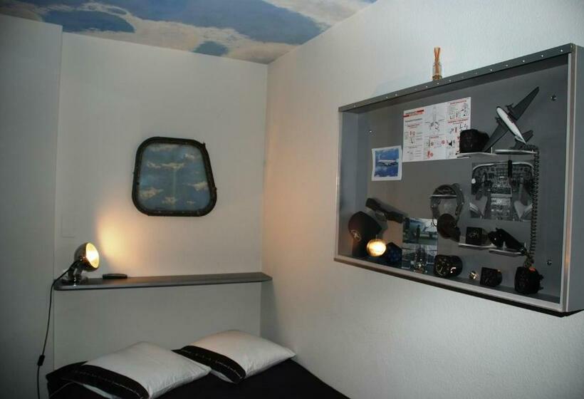 スタンダードルーム, Hostellerie De Genève