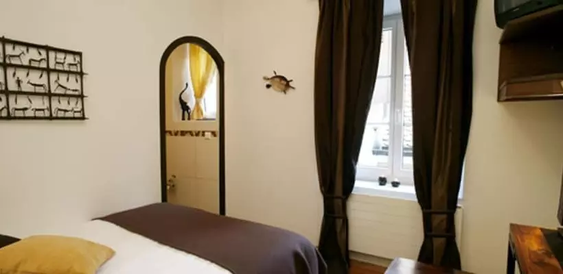Superior Yhden Hengen Huone, Hostellerie De Genève