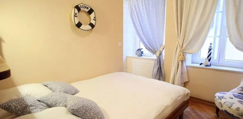 Superior Yhden Hengen Huone, Hostellerie De Genève