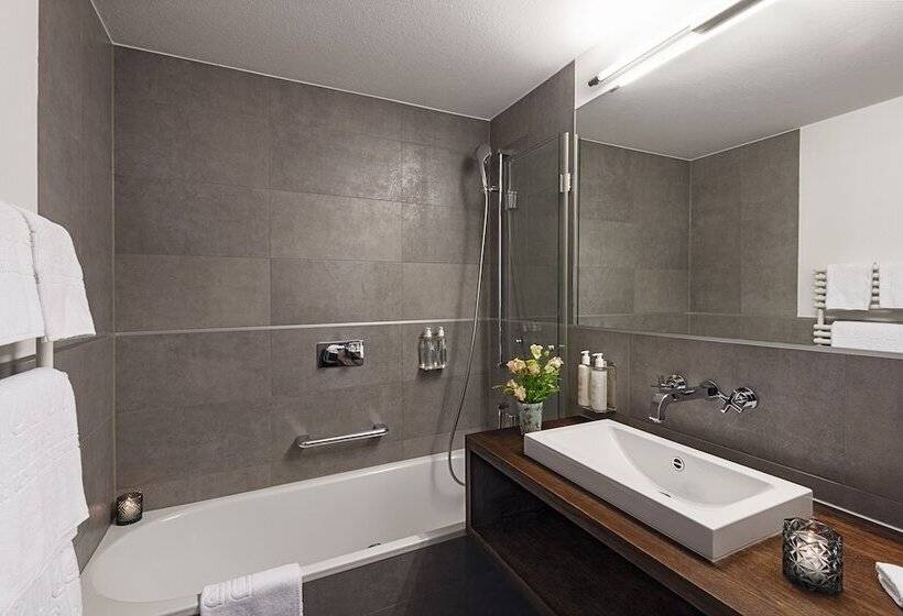 Полулюкс, Le Mirabeau Resort & Spa Zermatt