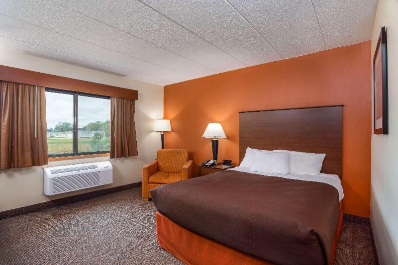 Номер Премиум, Mövenpick Hotel Lausanne