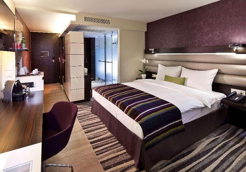 프리미엄 룸, Mövenpick Hotel Lausanne