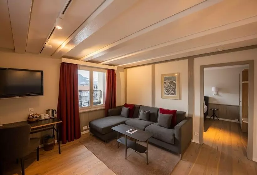 Suite, Spinne Grindelwald