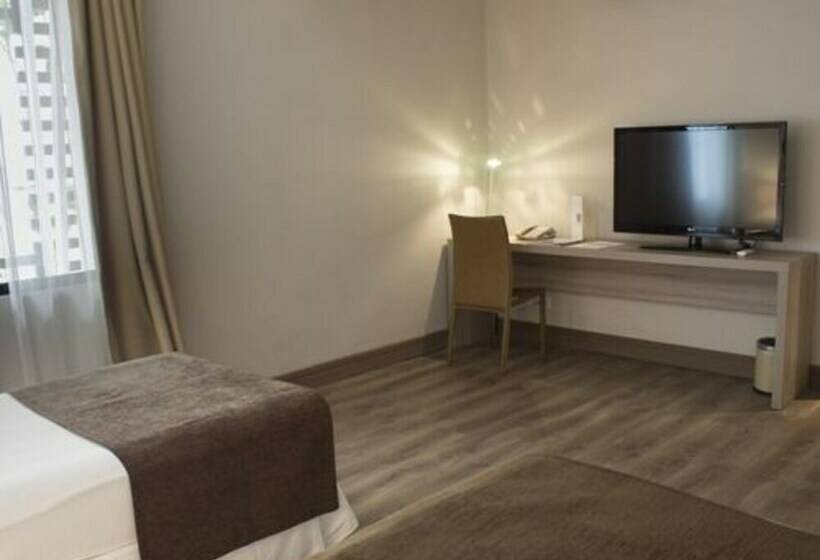 Люкс, Terrado Arturo Prat