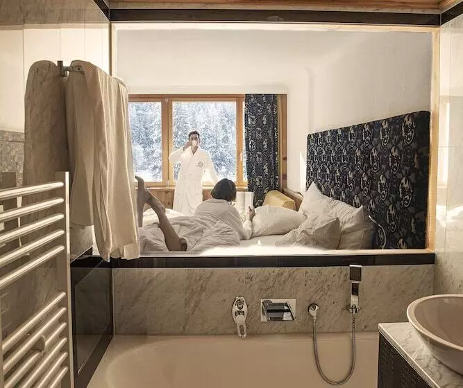 スーペリアトリプルルーム, Sport & Wellnesshotel San Gian St. Moritz