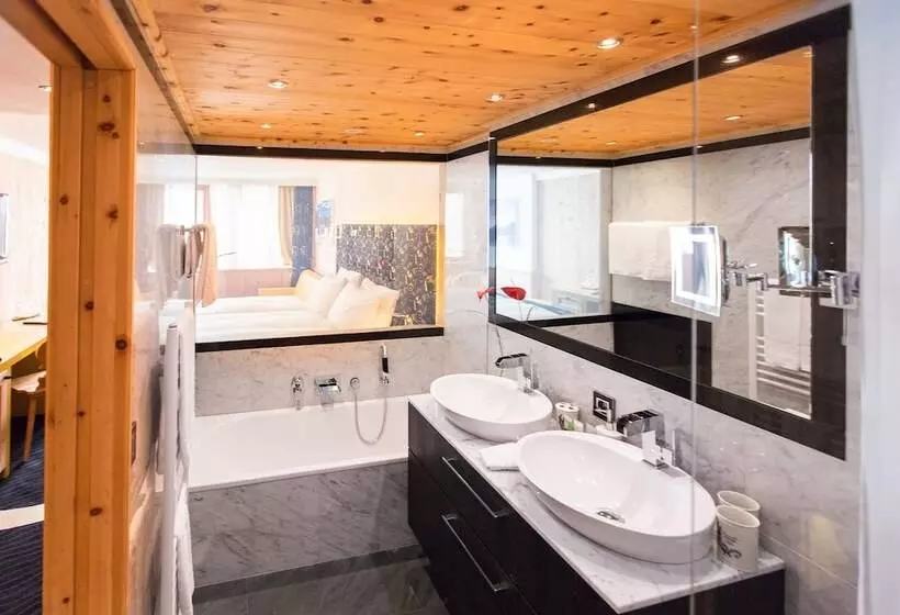 スーペリアトリプルルーム, Sport & Wellnesshotel San Gian St. Moritz