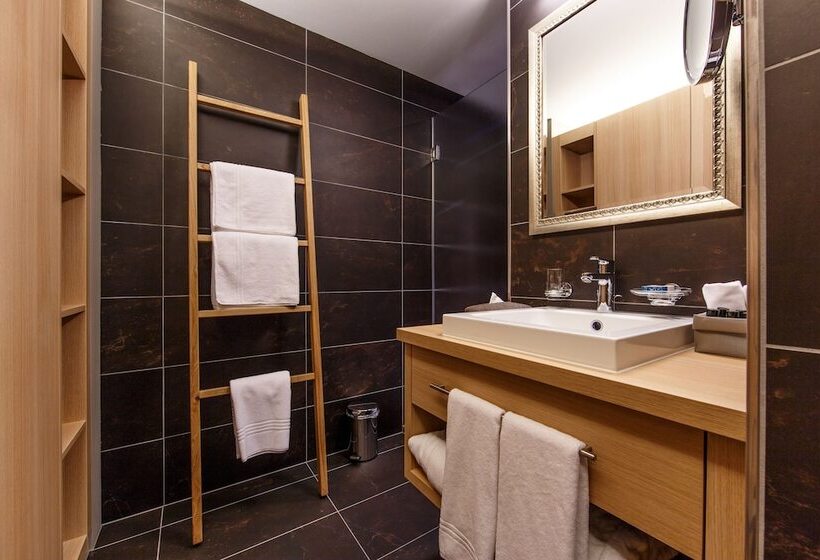 标准间, Valbella Resort