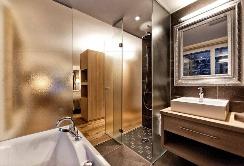 标准间, Valbella Resort