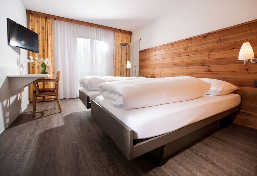 标准间, Weisses Kreuz