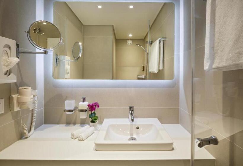 Номер Стандарт Трехместный, Welcome Inn