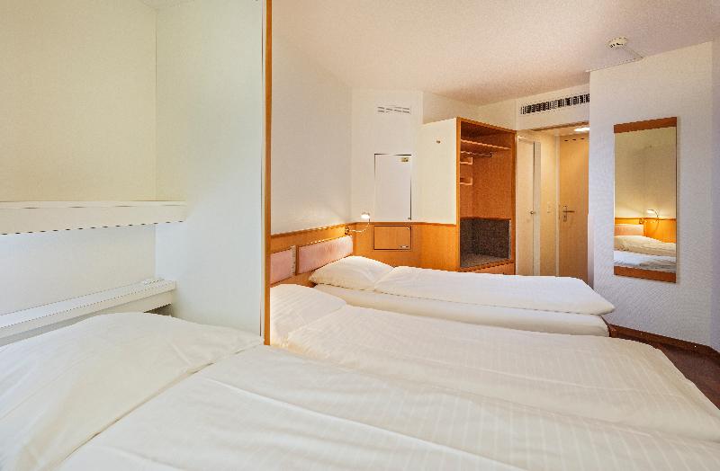 Номер Стандарт Трехместный, Welcome Inn