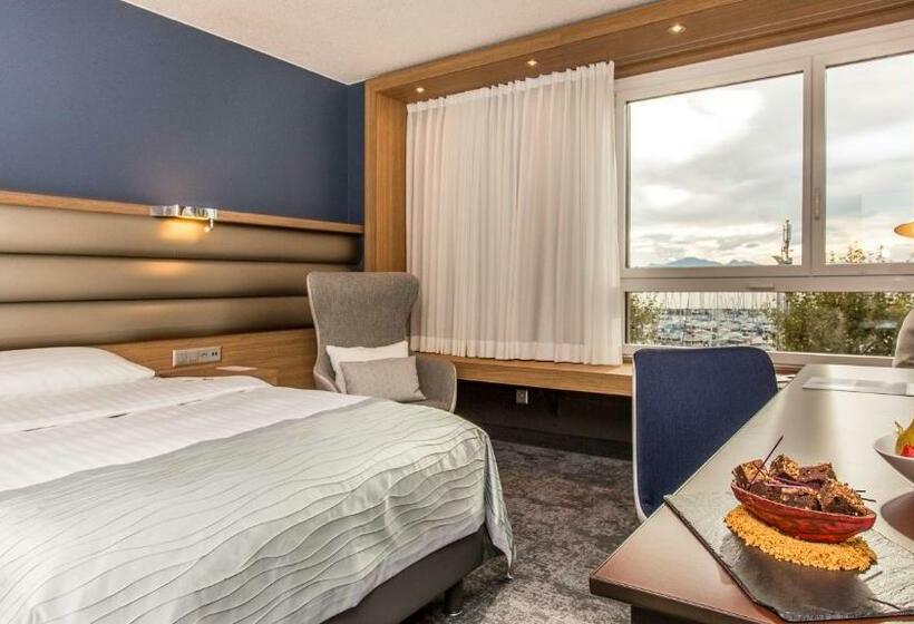 디럭스 룸 호수 전망, Mövenpick Hotel Lausanne