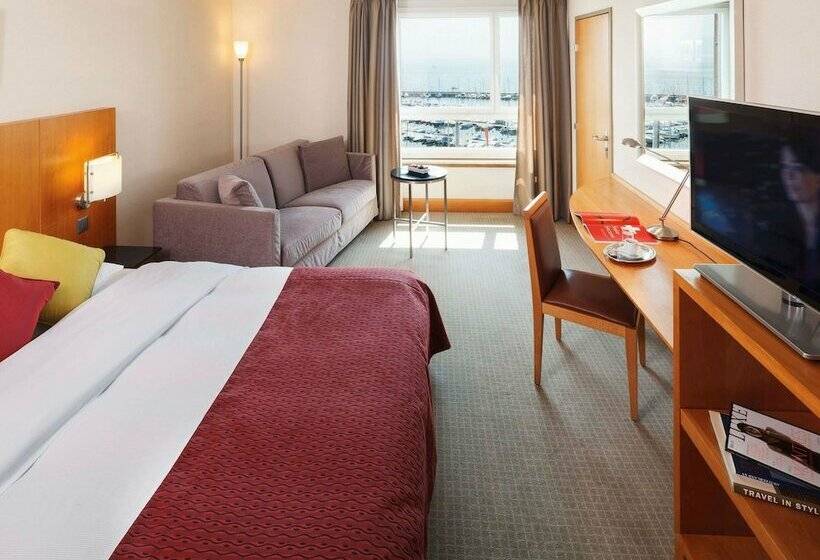 디럭스 룸 호수 전망, Mövenpick Hotel Lausanne