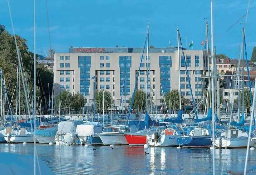 レイクビューデラックスルーム, Mövenpick Hotel Lausanne