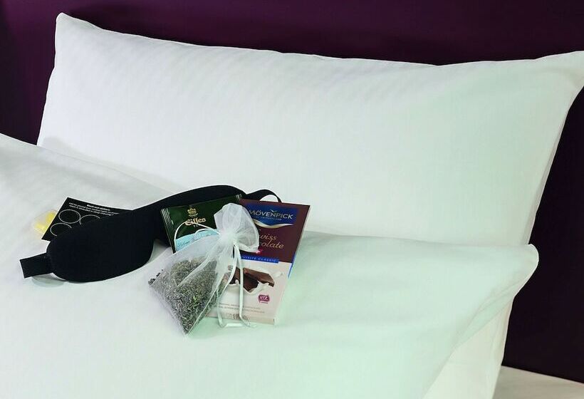 프리미엄 룸, Mövenpick Hotel Lausanne