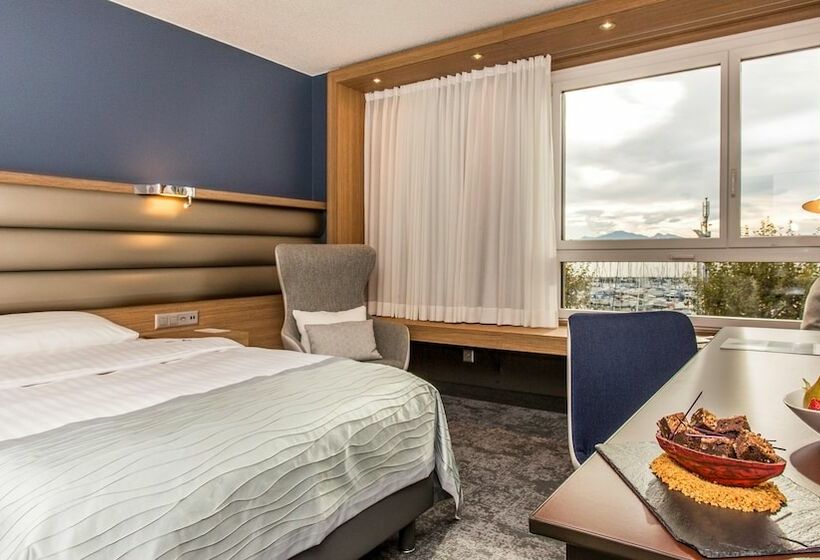 수피리어 룸, Mövenpick Hotel Lausanne