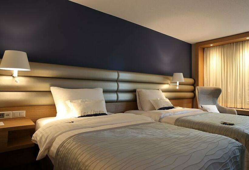 수피리어 룸, Mövenpick Hotel Lausanne